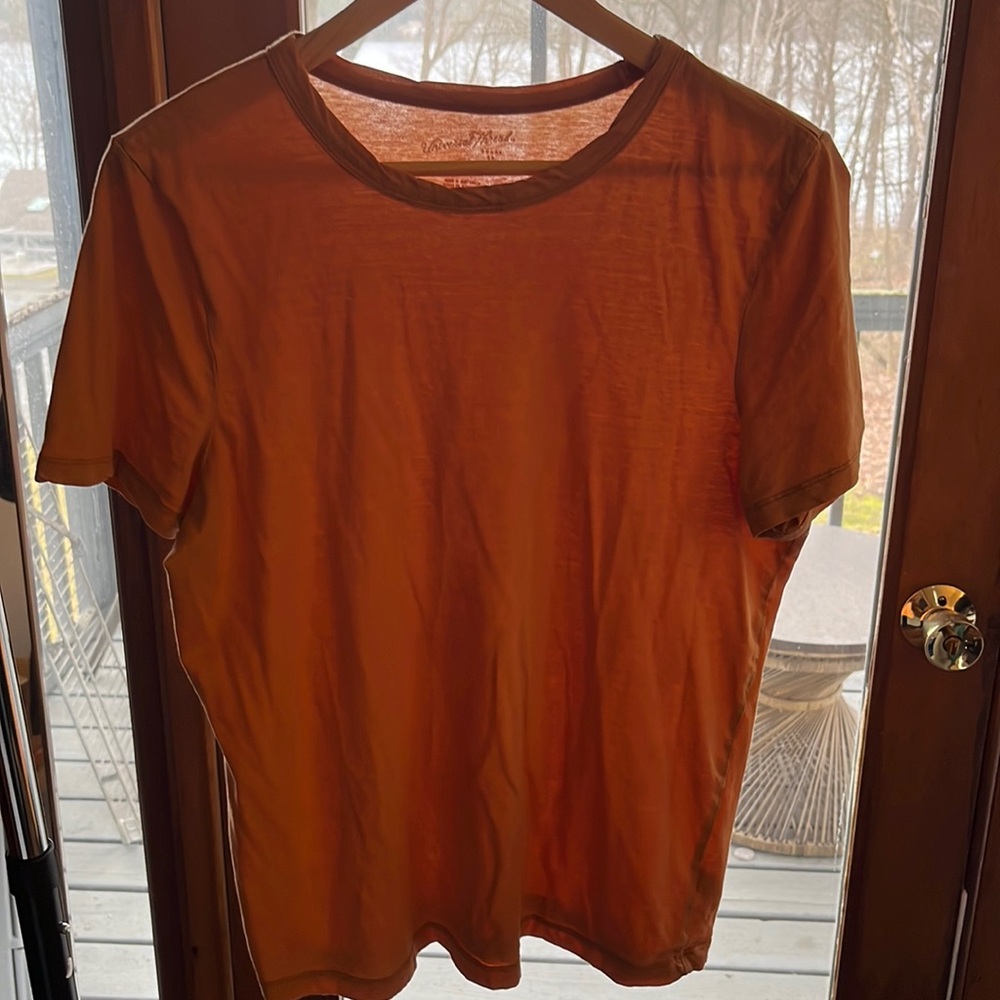 Universal thread mustard t-shirt